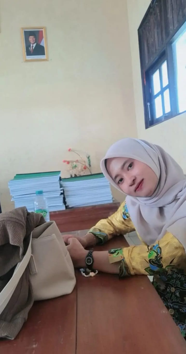 UMI UMAYAH, S.Pd