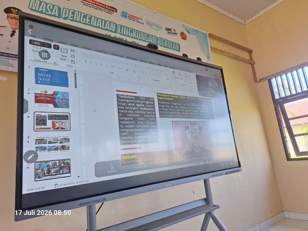 Lewat Zoom, Murid Baru SMK Negeri 1 Katingan Kuala Ikuti Pembekalan Anti-Radikalisme dari Densus 88