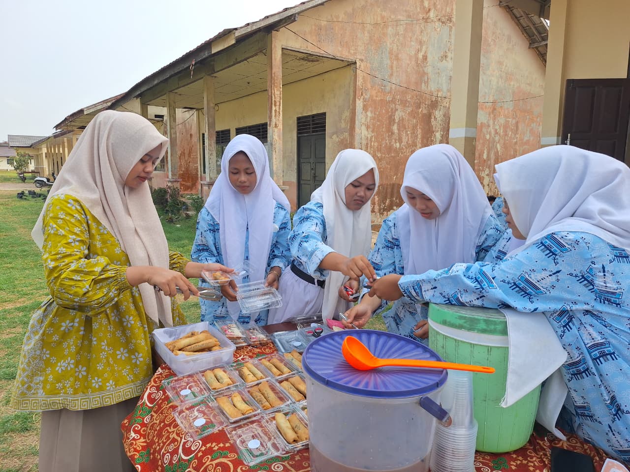 Berlanjut ke Kelas XI ATPH-1, Siswa SMK Negeri 1 Katingan Kuala Kembali Gelar Bazar Kewirausahaan