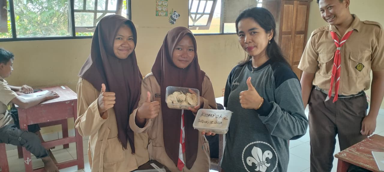Lestarikan Kuliner Lokal, Siswa SMK Negeri 1 Katingan Kuala Praktik Buat Wadi Haruan